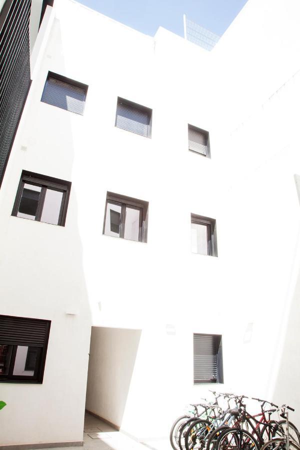 Gotoseville Faustino Flats Exteriör bild